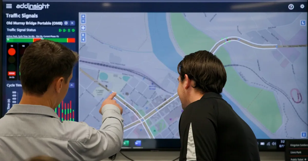 James Cox giving a demonstration of the Addinsight software